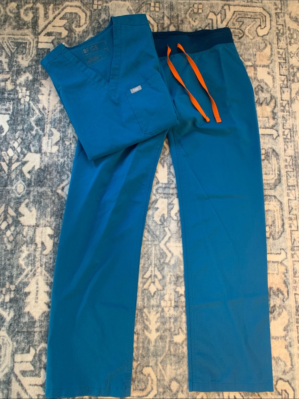 FIGS set - Catarina top (XXS)/Livingston pants (XXSP) in Pacific Blue